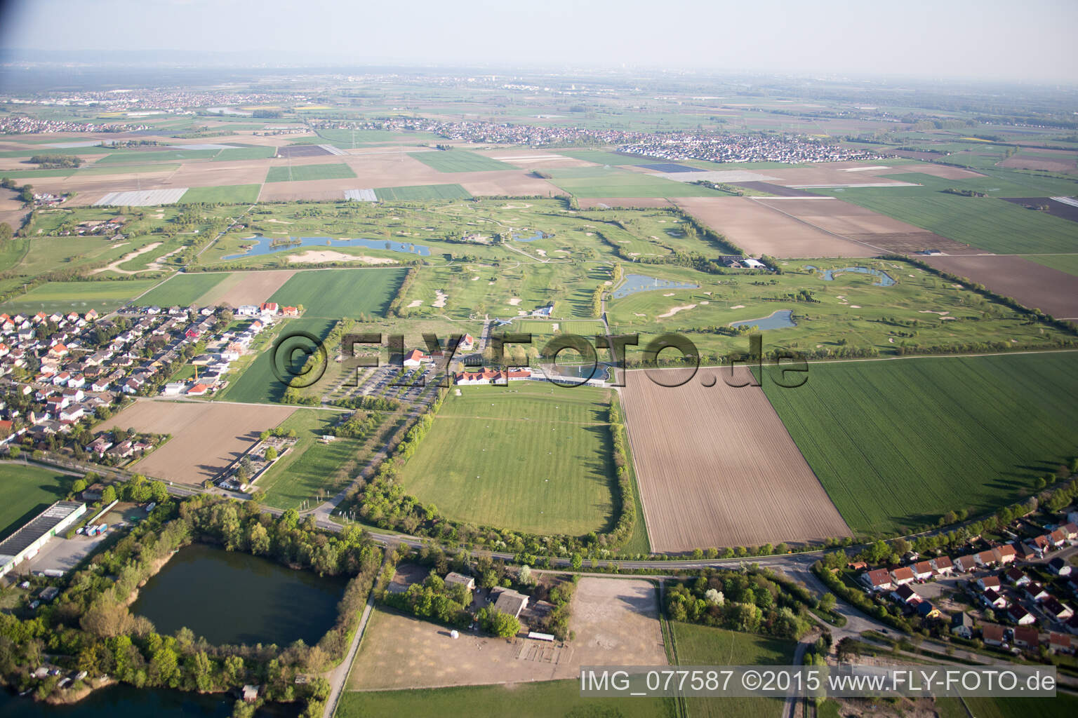 Luftbild von Gelände des Golfplatz Golfpark Biblis-Wattenheim *****GOLF absolute in Wattenheim im Bundesland Hessen, Deutschland