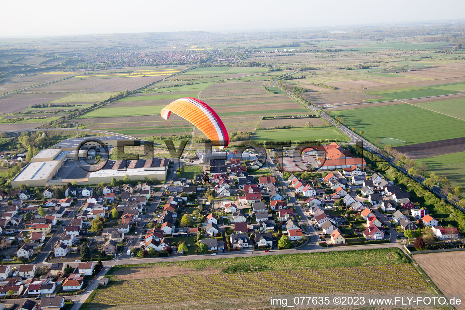 Alsheim-Gronau im Bundesland Rheinland-Pfalz, Deutschland aus der Luft