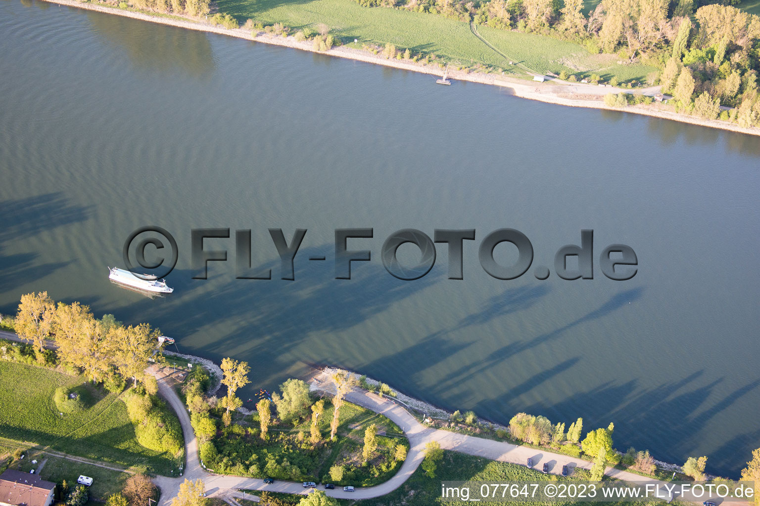 Luftbild von Guntersblum im Bundesland Rheinland-Pfalz, Deutschland