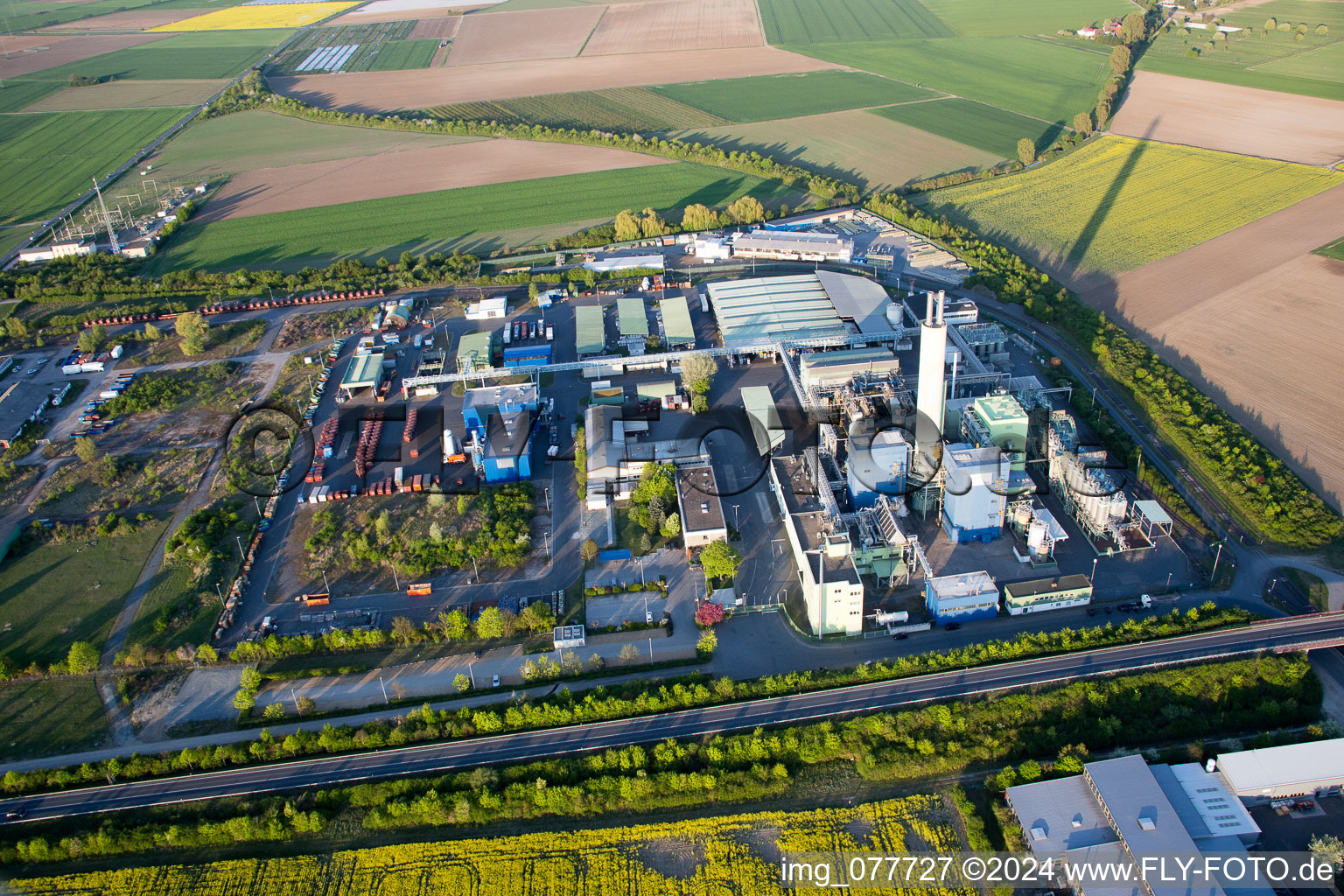 Luftbild von Industrie- und Gewerbegebiet NO HIM im Ortsteil Biebesheim in Biebesheim am Rhein im Bundesland Hessen, Deutschland