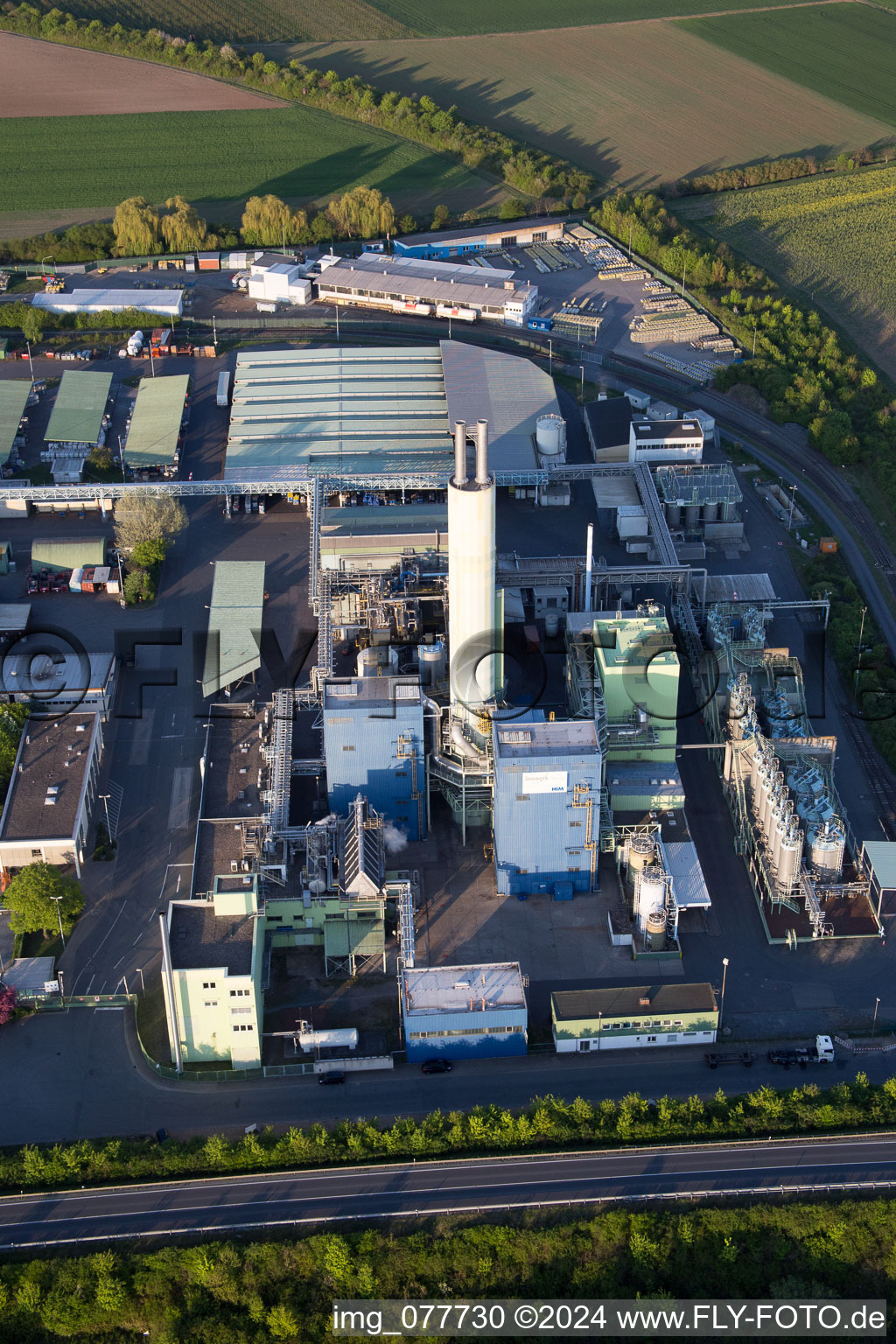 Luftaufnahme von Industrie- und Gewerbegebiet NO HIM im Ortsteil Biebesheim in Biebesheim am Rhein im Bundesland Hessen, Deutschland