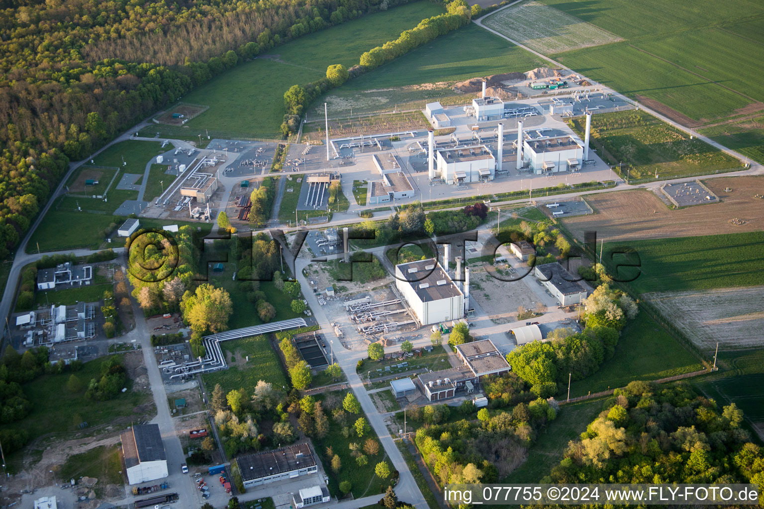 Luftbild von Verdichterstadion und Pumpwerk für Erdgas Open Grid Europe GmbH im Ortsteil Hähnlein in Alsbach-Hähnlein im Bundesland Hessen, Deutschland
