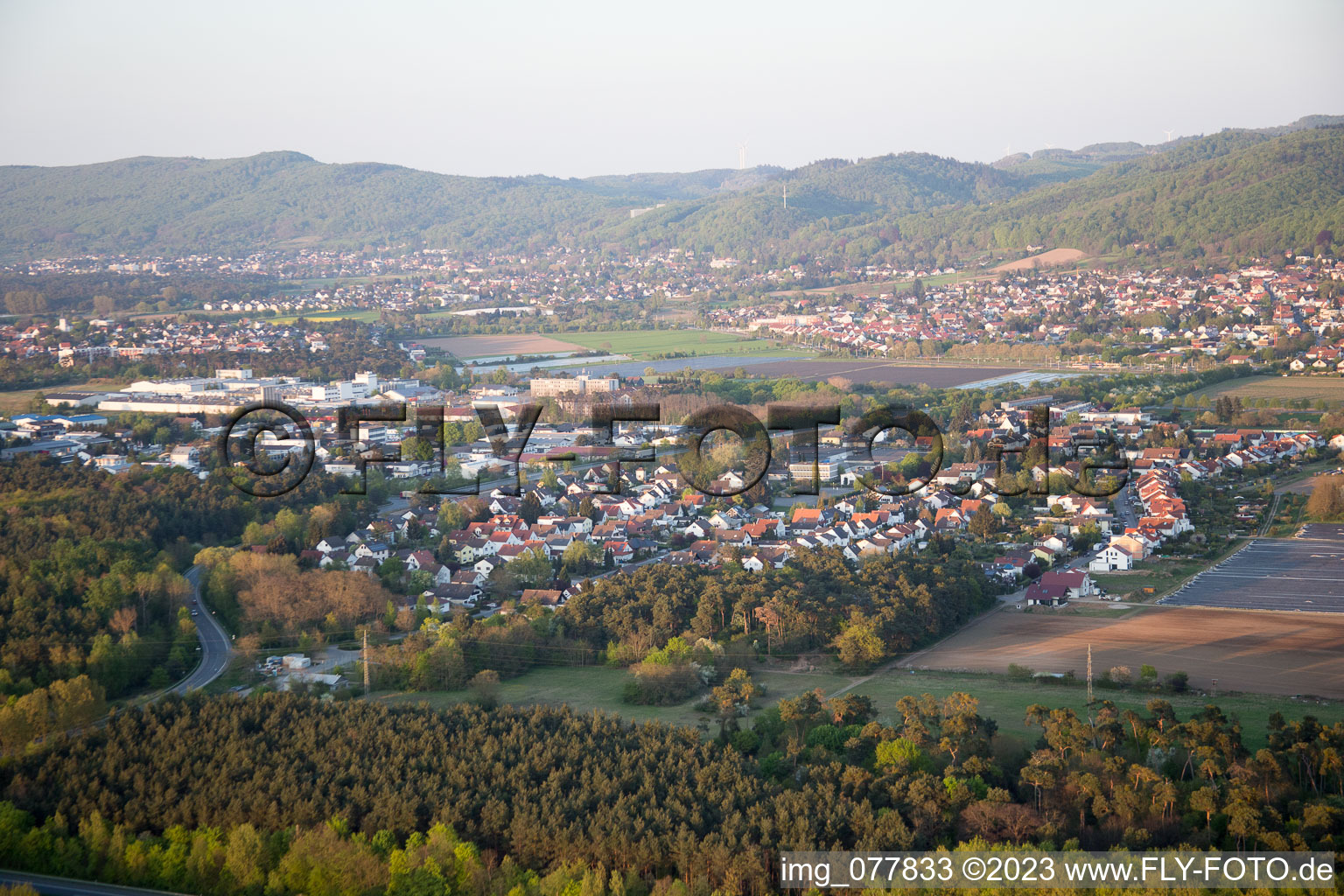 Alsbach-Hähnlein im Bundesland Hessen, Deutschland aus der Luft betrachtet