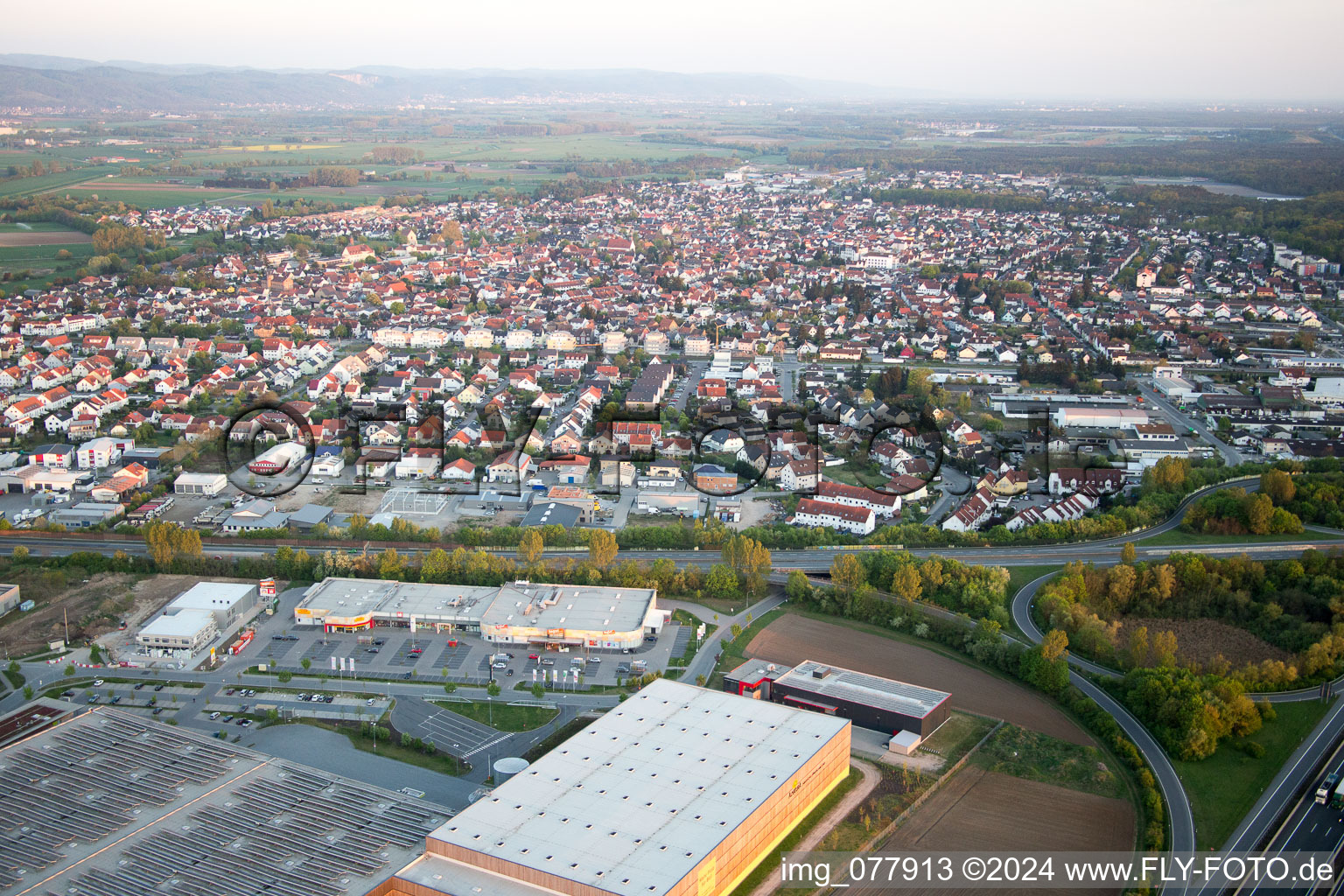 Lorsch im Bundesland Hessen, Deutschland von oben