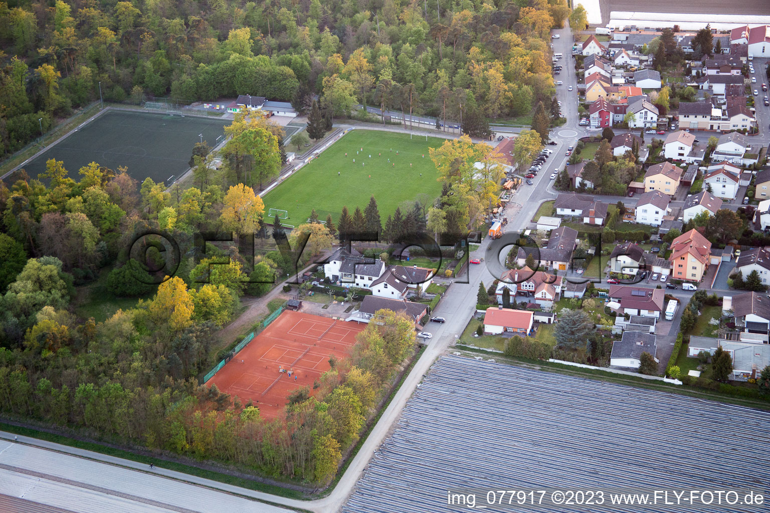 Einhausen im Bundesland Hessen, Deutschland von der Drohne aus gesehen
