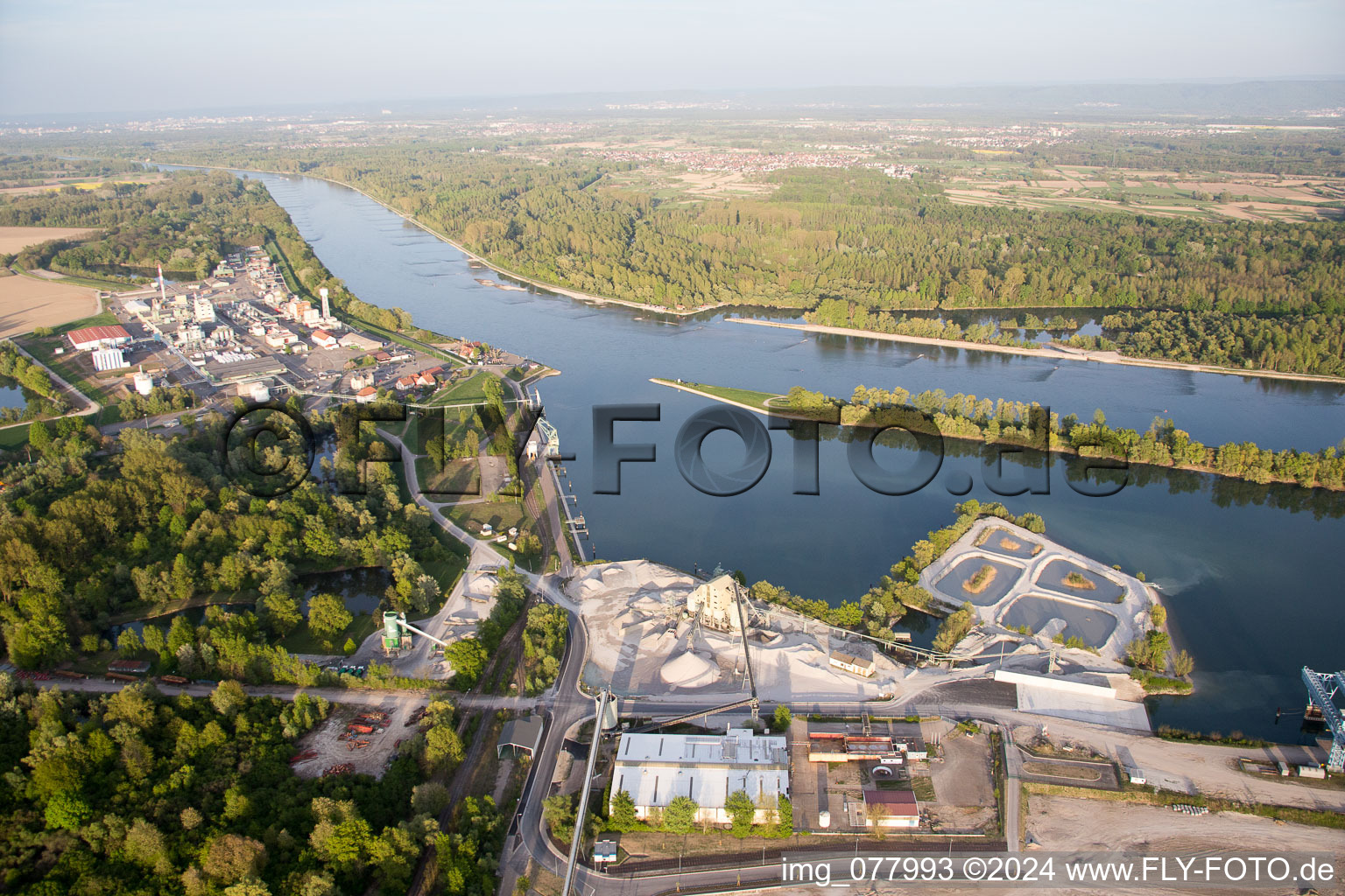 Drohnenaufname von Lauterbourg im Bundesland Bas-Rhin, Frankreich