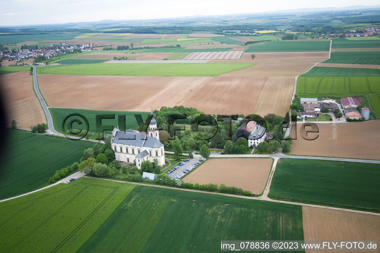 Schrägluftbild von Fährbrück, Wallfahrtskirche im Bundesland Bayern, Deutschland