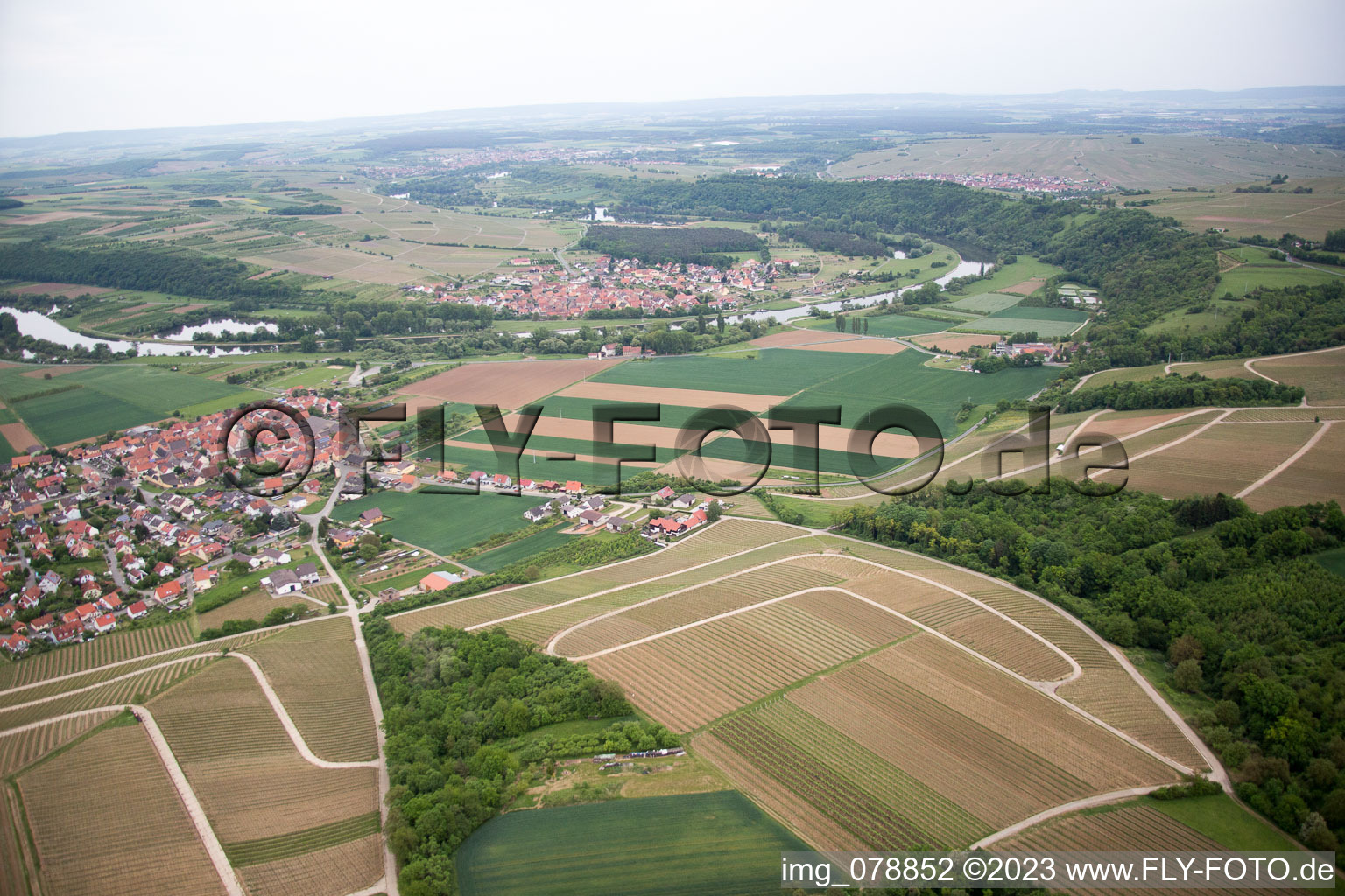 Luftbild von Untereisenheim im Bundesland Bayern, Deutschland