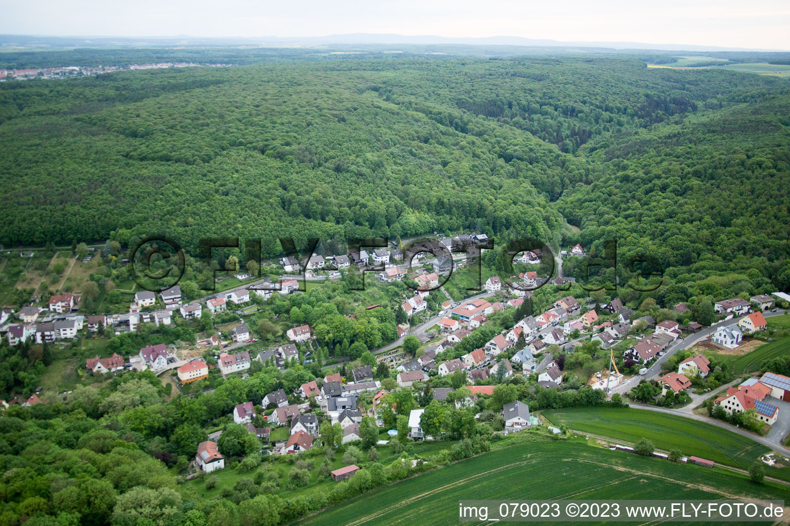 Schrägluftbild von Mainberg im Bundesland Bayern, Deutschland