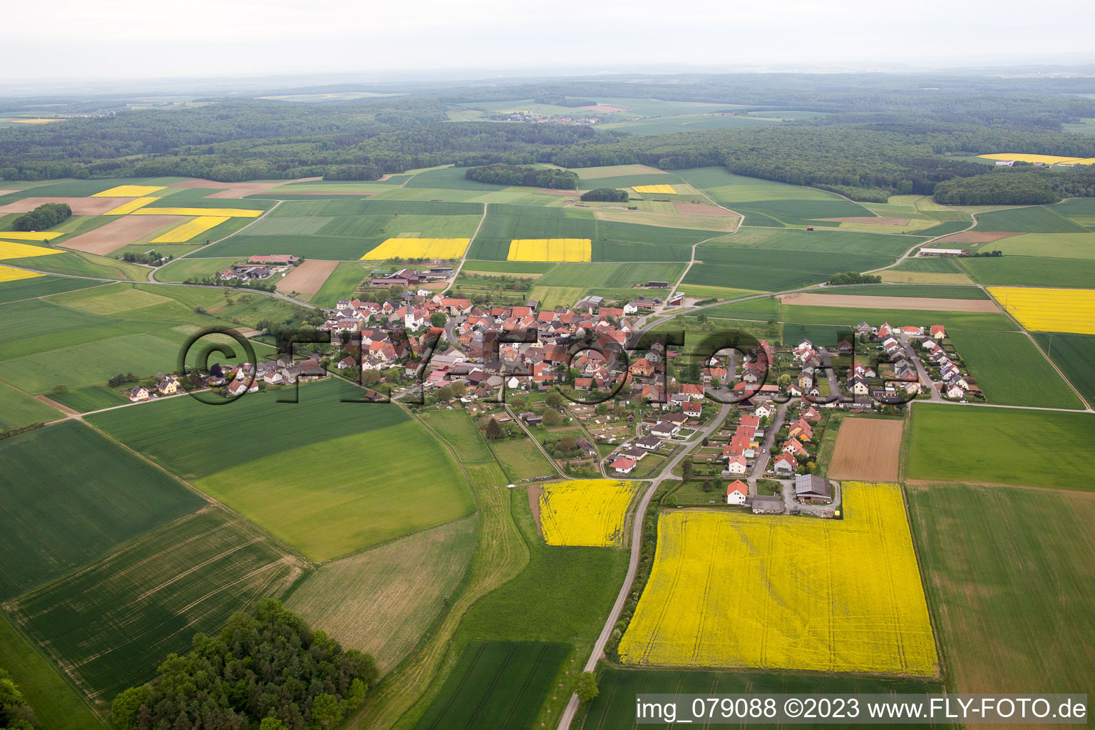 Luftbild von Ebertshausen im Bundesland Bayern, Deutschland