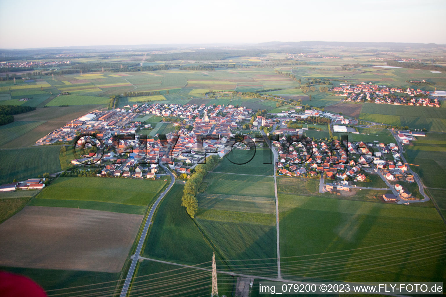 Drohnenbild von Kolitzheim im Bundesland Bayern, Deutschland
