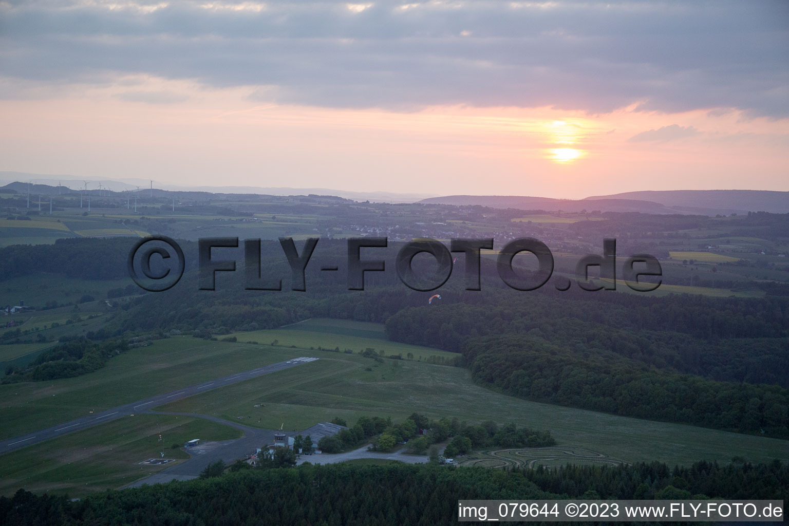 Luftaufnahme von Höxter-Holzminden (Flugplatz Rauschenberg) im Bundesland Nordrhein-Westfalen, Deutschland
