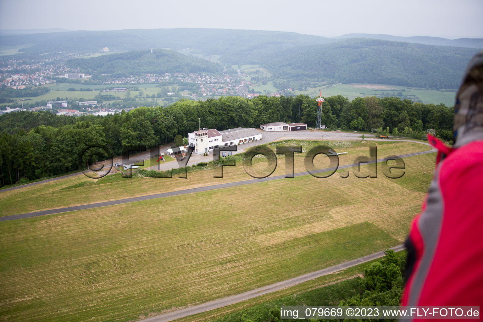 Luftbild von Bad Pyrmont, Flugplatz im Bundesland Niedersachsen, Deutschland