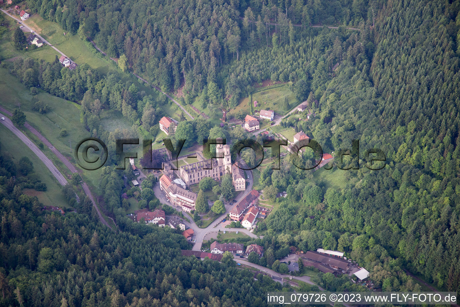 Luftbild von Frauenalb im Bundesland Baden-Württemberg, Deutschland