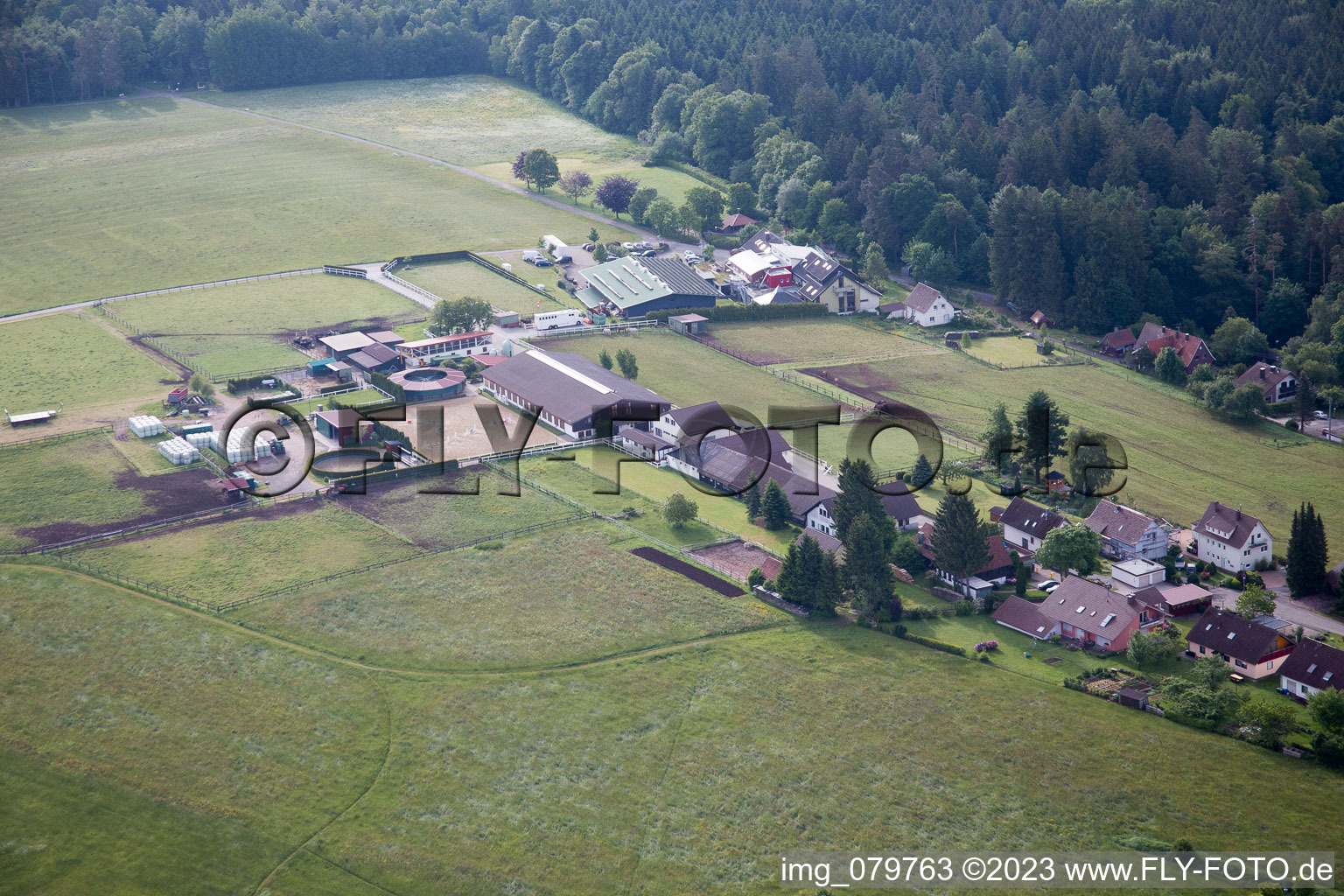 Drohnenbild von Dobel im Bundesland Baden-Württemberg, Deutschland