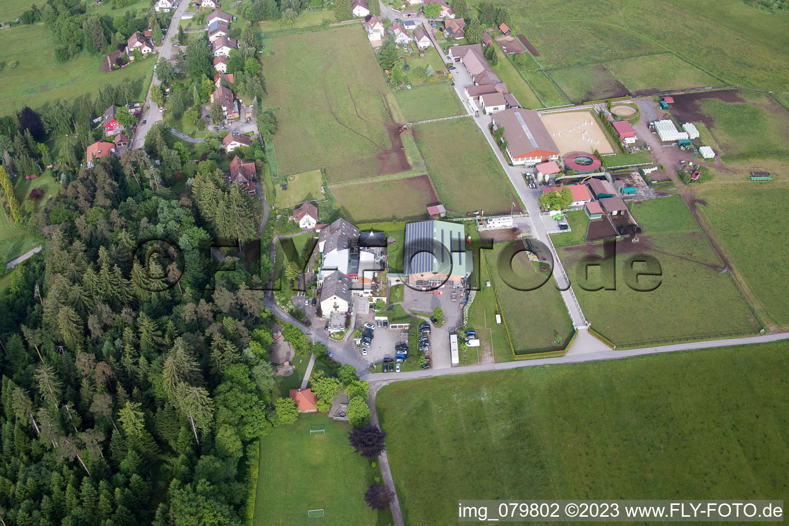 Luftaufnahme von Dobel, Gestüt Dobel im Bundesland Baden-Württemberg, Deutschland