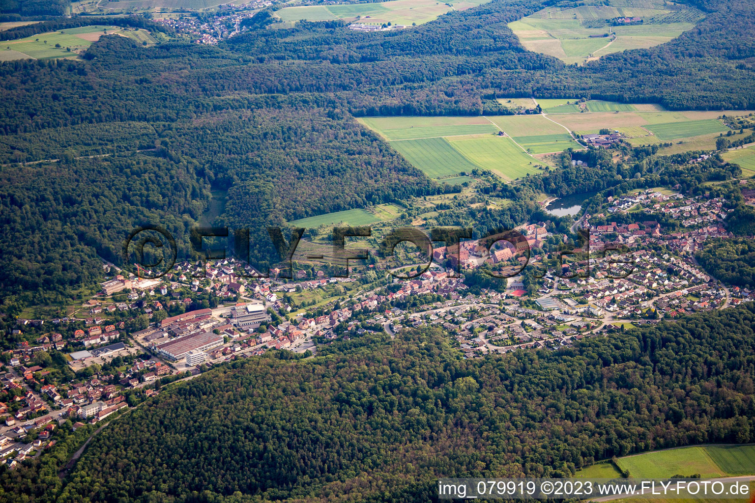 Luftaufnahme von Maulbronn im Bundesland Baden-Württemberg, Deutschland