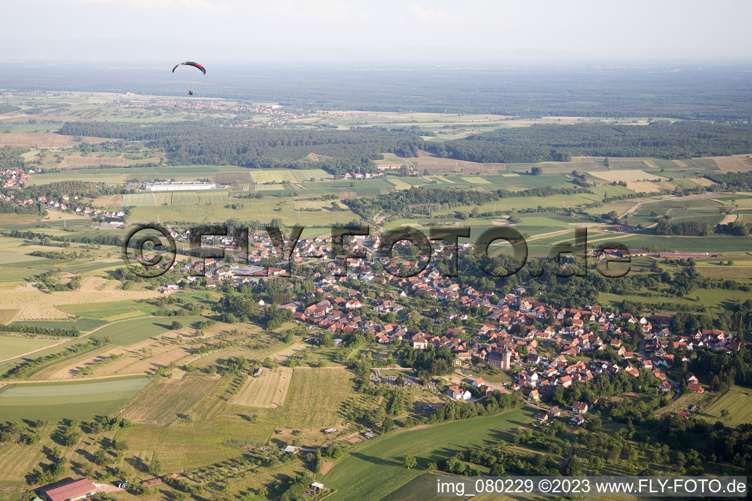 Luftbild von Mitschdorf im Bundesland Bas-Rhin, Frankreich
