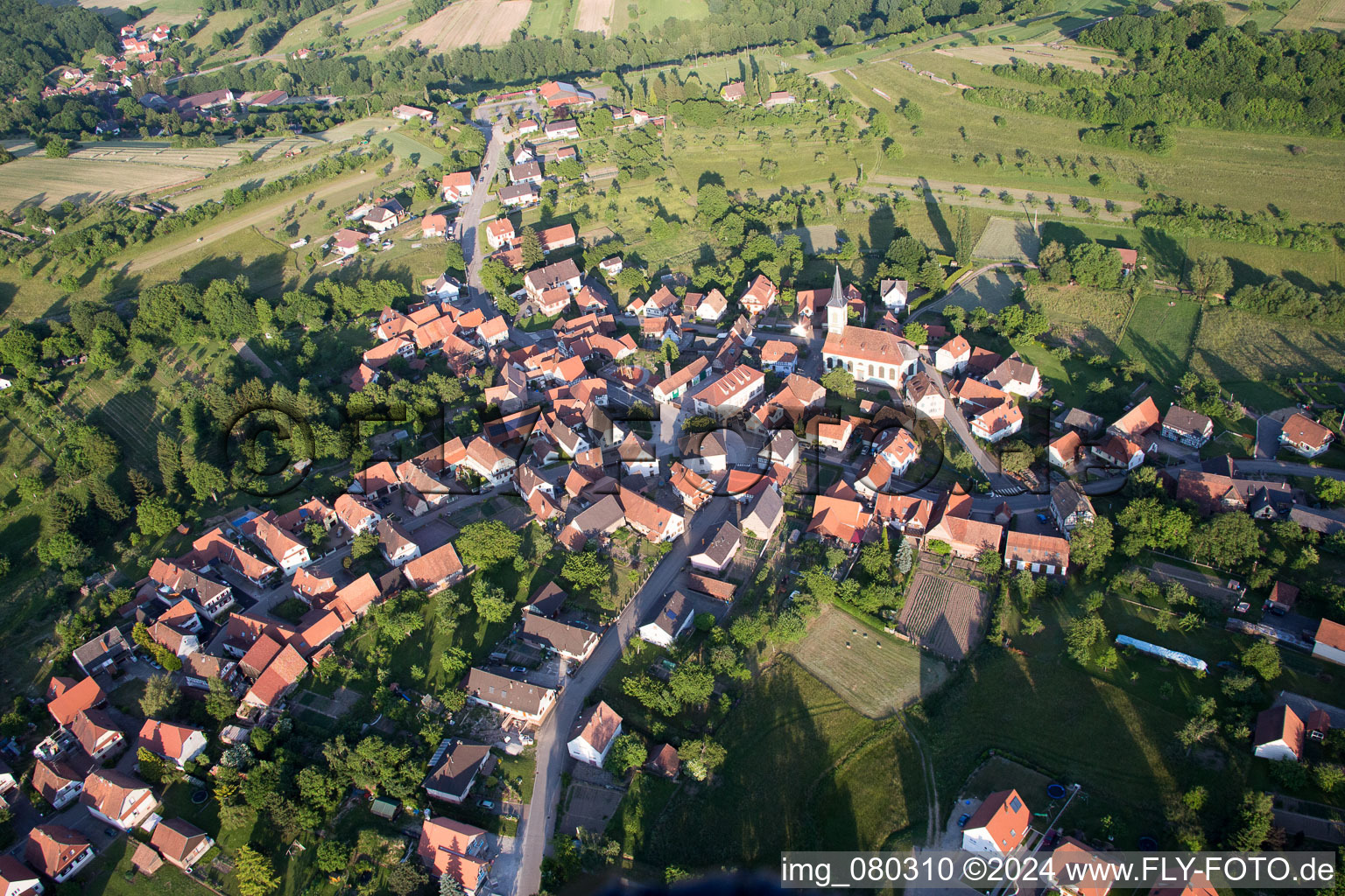 Wingen im Bundesland Bas-Rhin, Frankreich von oben