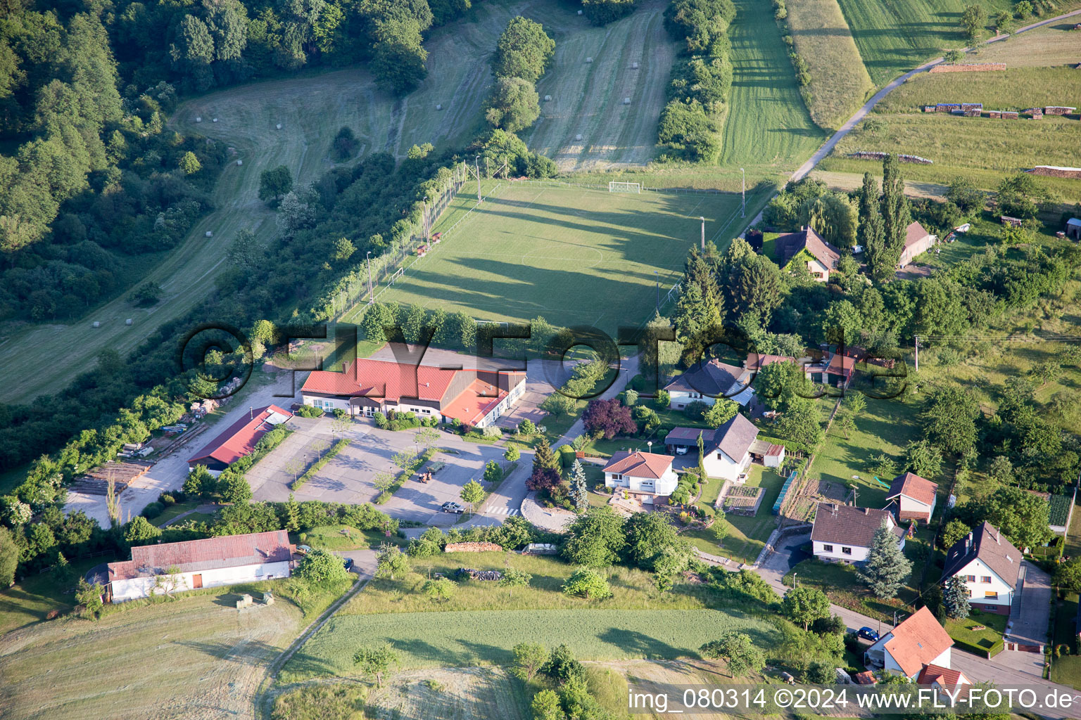 Wingen im Bundesland Bas-Rhin, Frankreich aus der Vogelperspektive