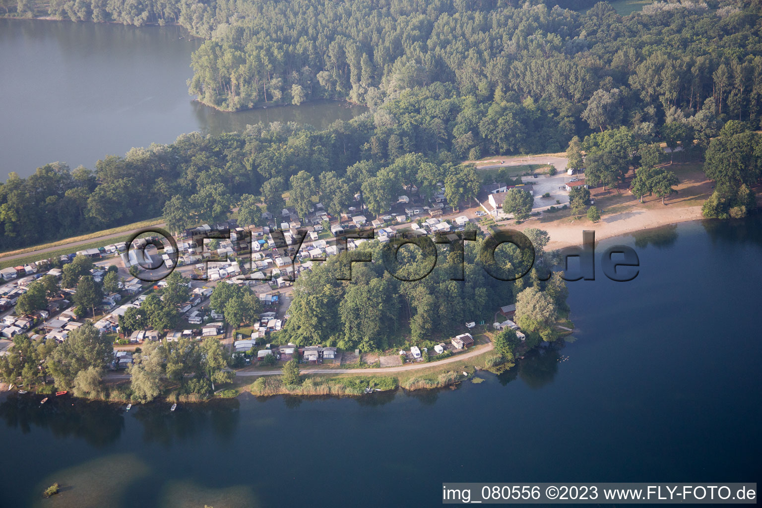 Luftbild von Campingplatz Lingenfeld im Bundesland Rheinland-Pfalz, Deutschland