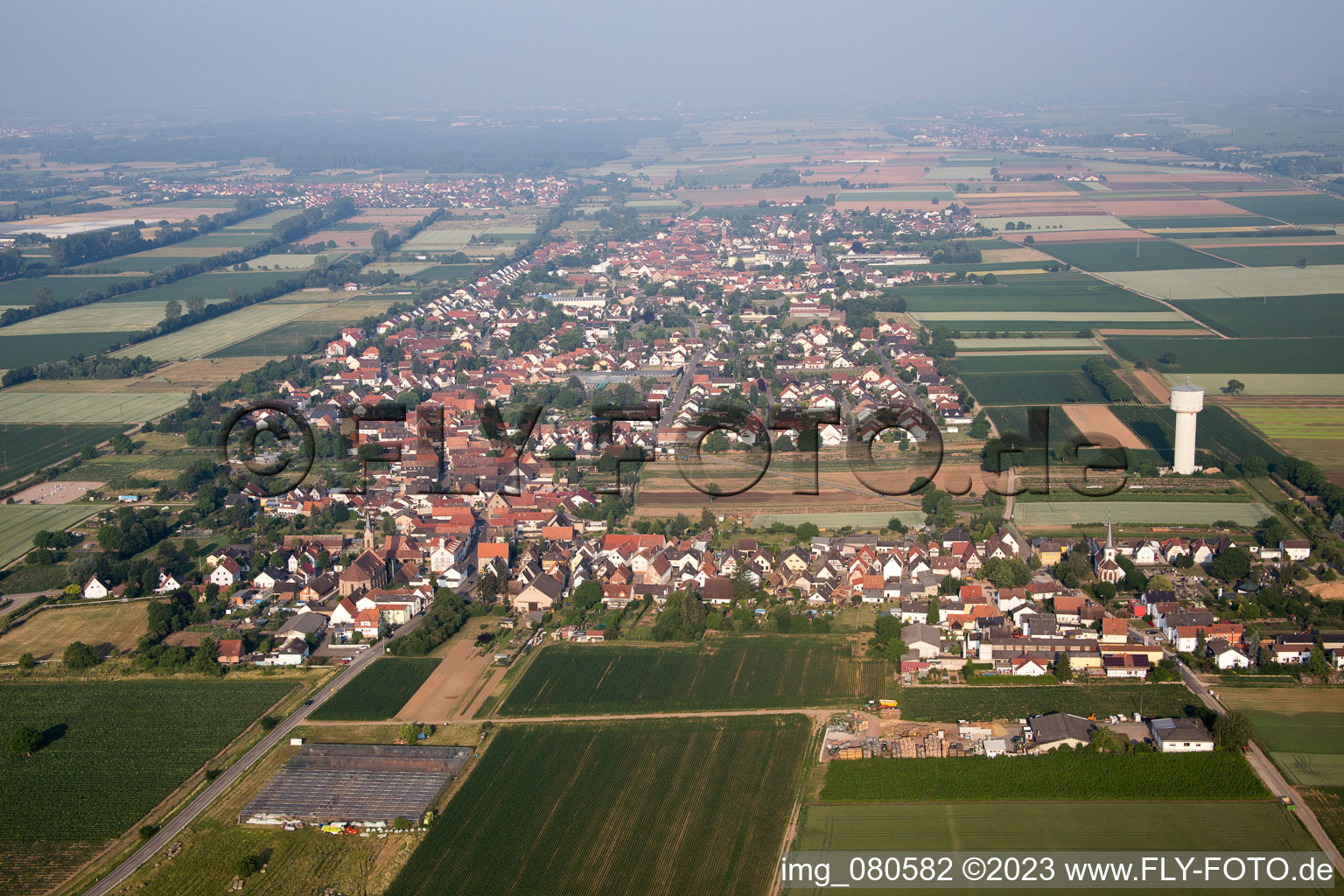 Luftbild von Lustadt im Bundesland Rheinland-Pfalz, Deutschland