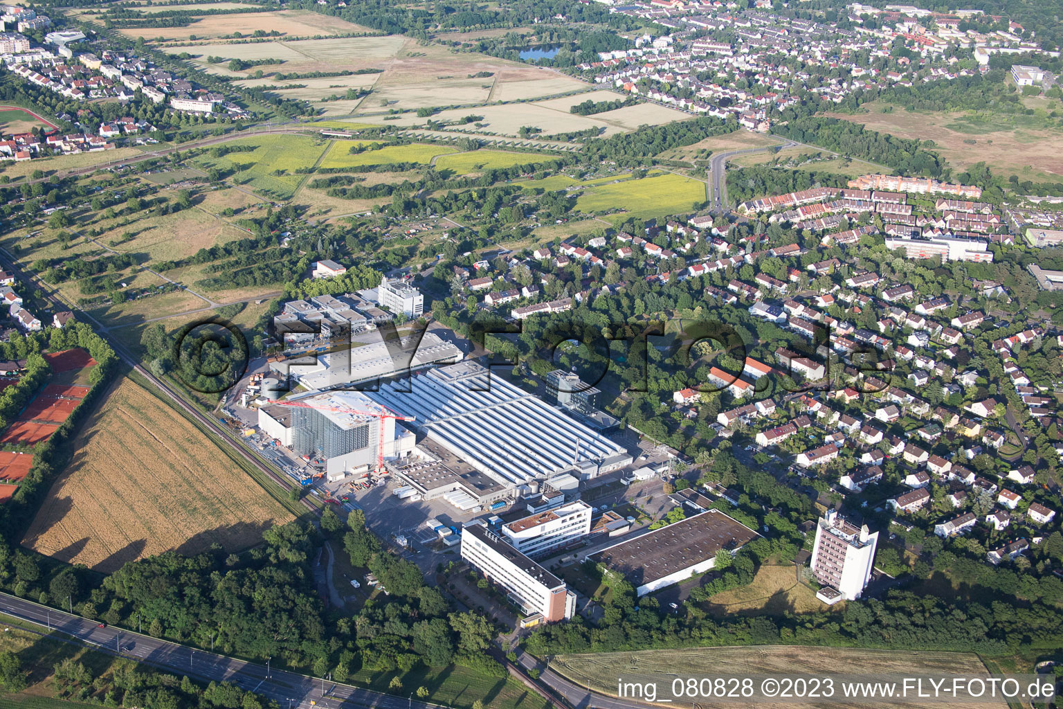 Luftbild von Neureut, L'Oreal Neubau in Karlsruhe im Bundesland Baden-Württemberg, Deutschland