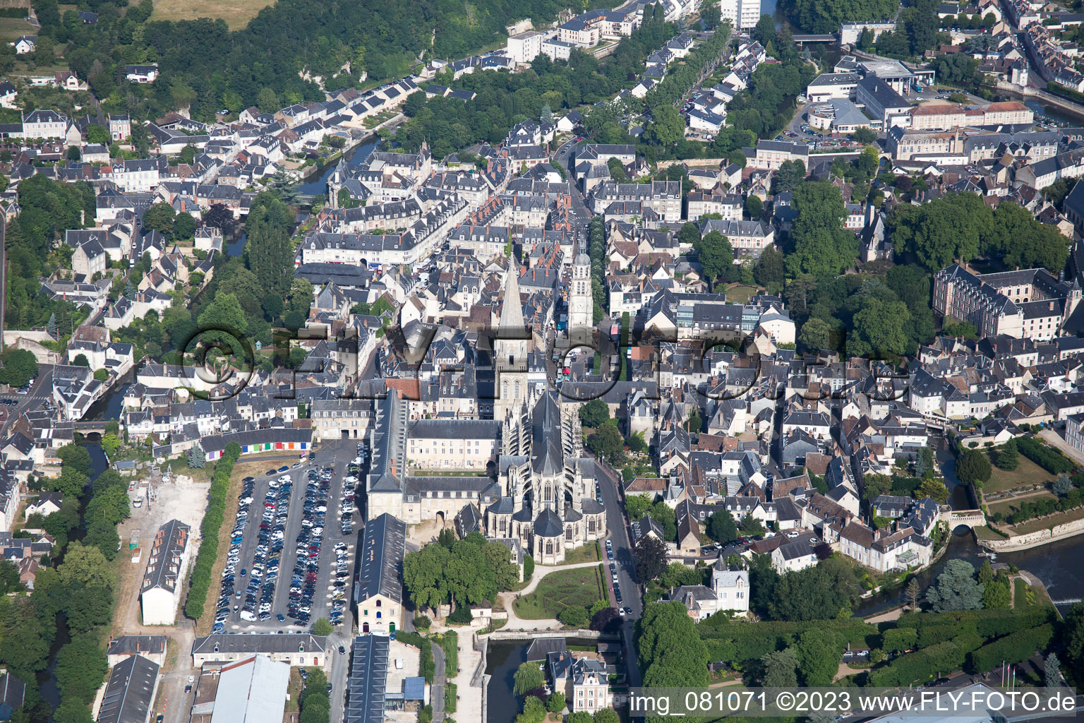 Schrägluftbild von Vendôme im Bundesland Loir-et-Cher, Frankreich
