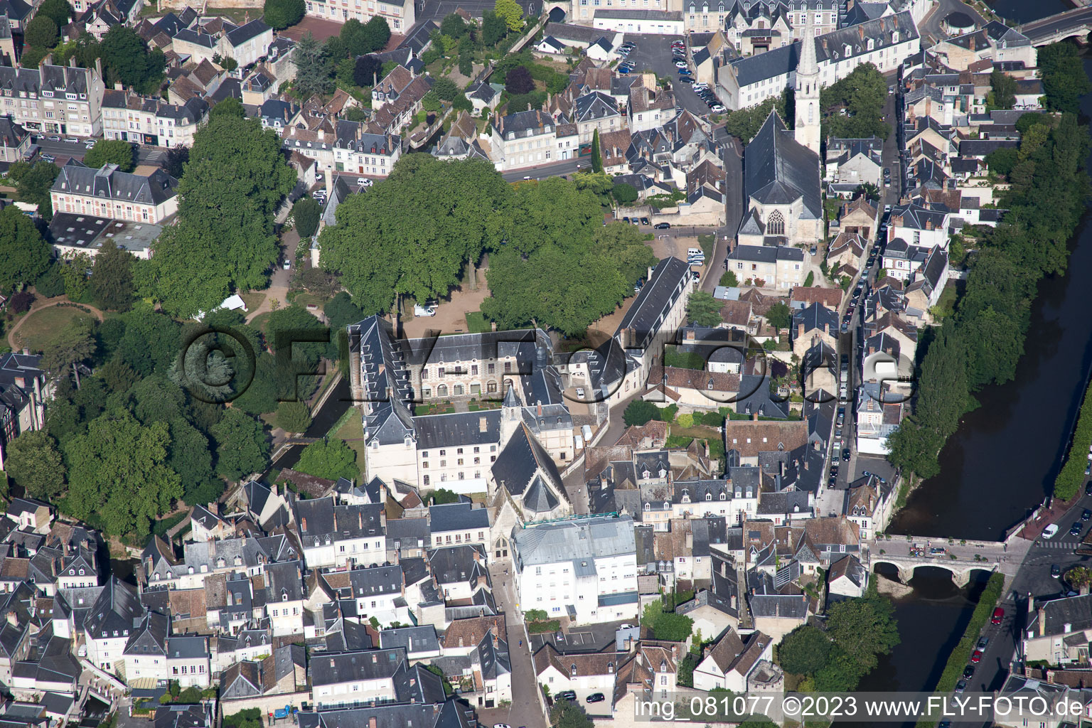 Vendôme im Bundesland Loir-et-Cher, Frankreich vom Flugzeug aus