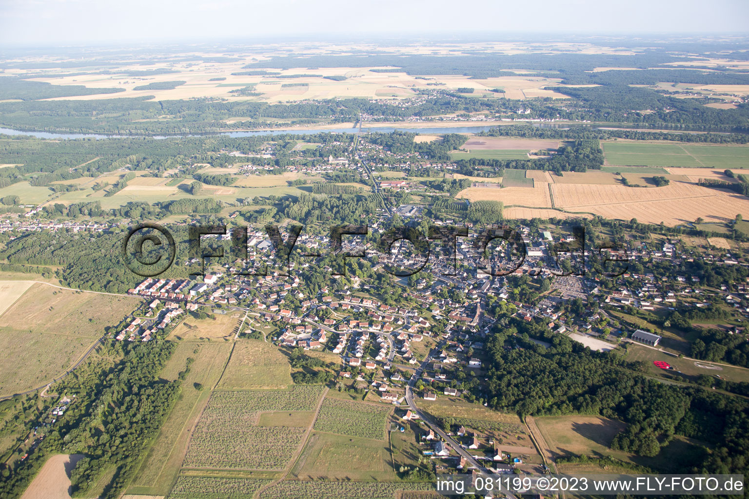 Luftbild von Onzain im Bundesland Loir-et-Cher, Frankreich