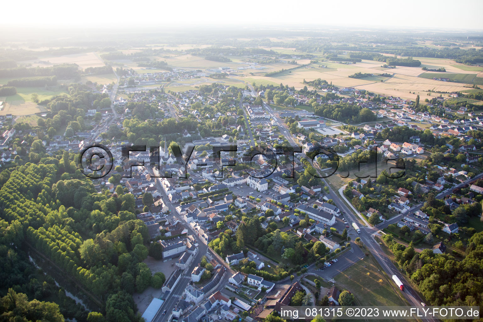 Cheverny im Bundesland Loir-et-Cher, Frankreich aus der Luft