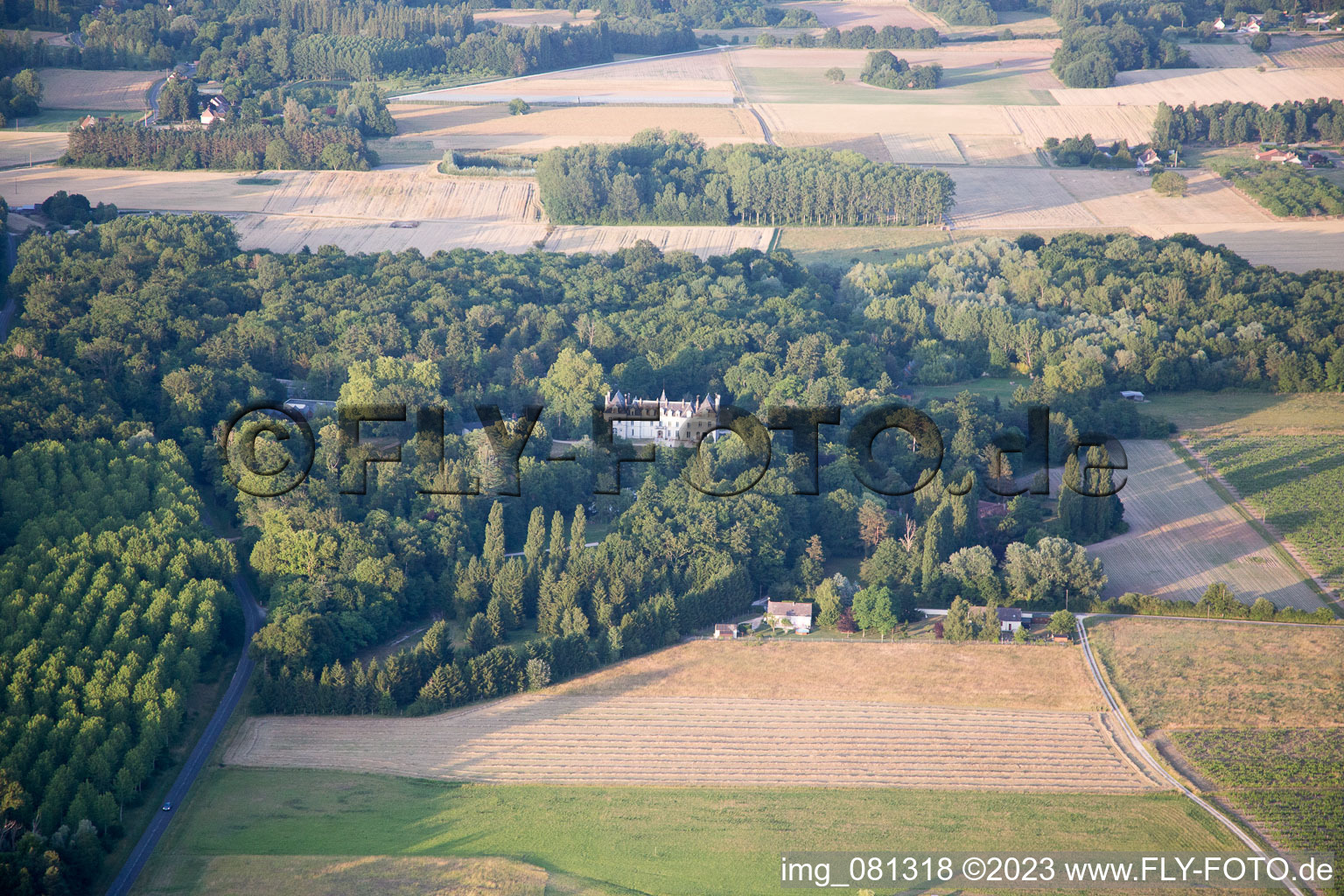 Cheverny im Bundesland Loir-et-Cher, Frankreich aus der Vogelperspektive