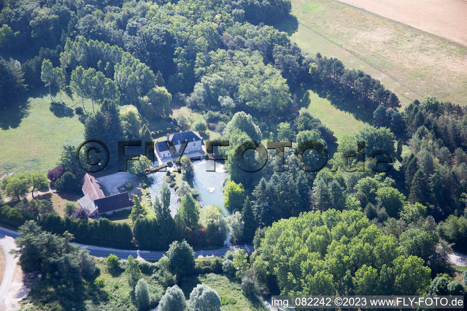 Luftbild von Landes-le-Gaulois im Bundesland Loir-et-Cher, Frankreich
