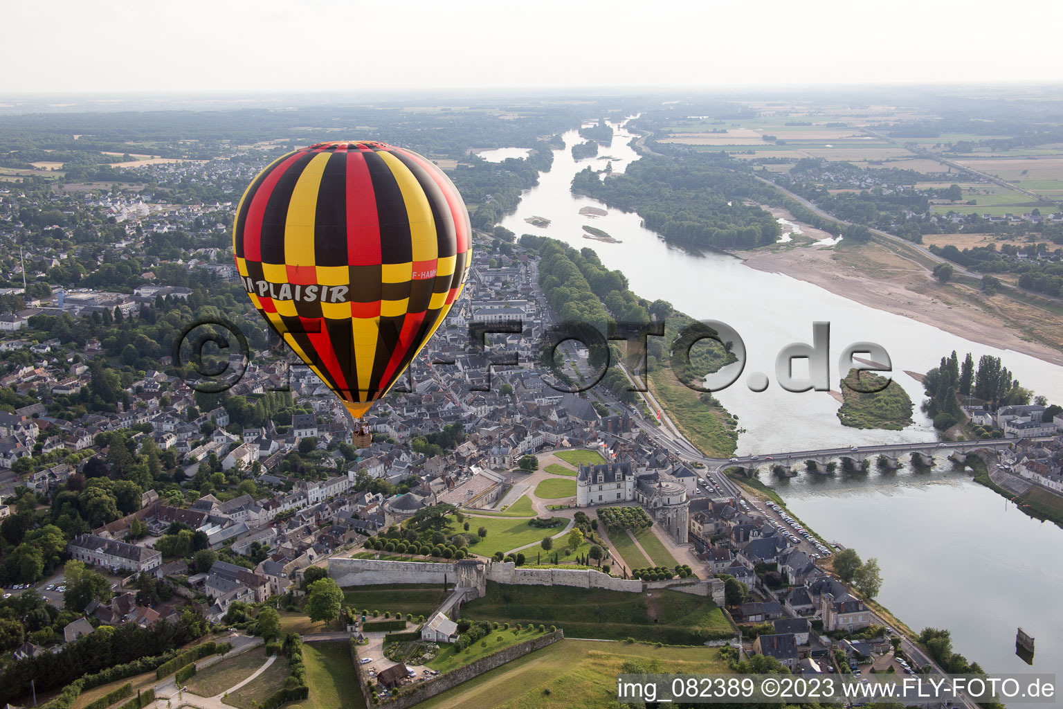 Amboise im Bundesland Indre-et-Loire, Frankreich aus der Vogelperspektive