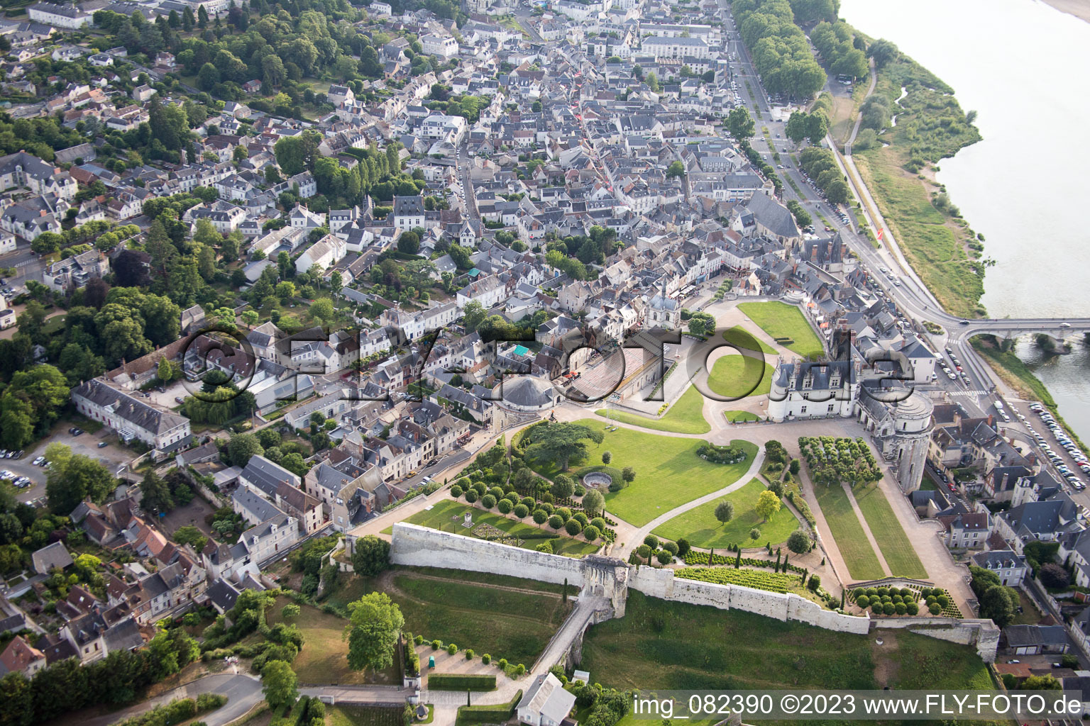 Amboise im Bundesland Indre-et-Loire, Frankreich aus der Luft betrachtet