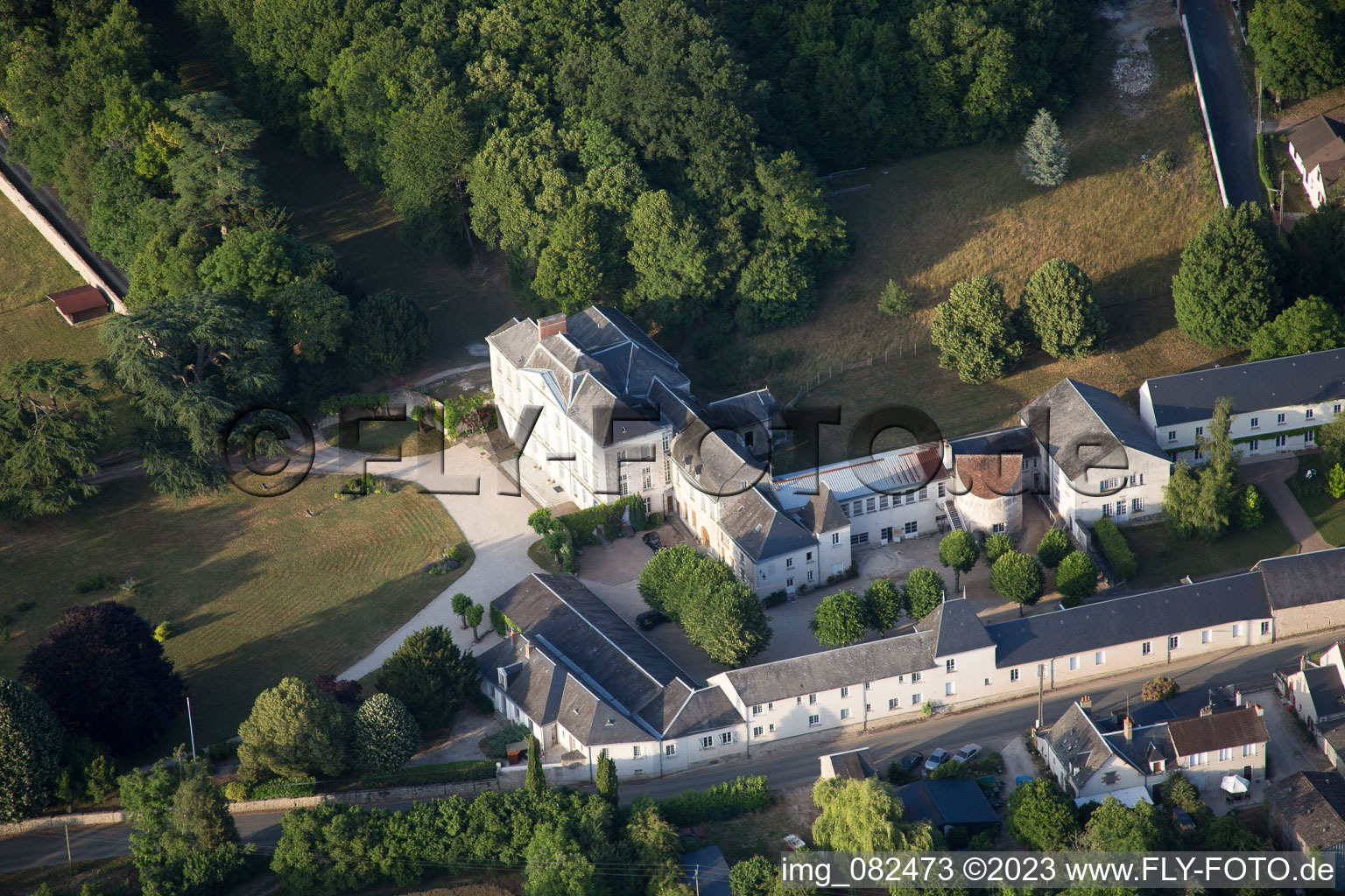 Schrägluftbild von Candé-sur-Beuvron im Bundesland Loir-et-Cher, Frankreich