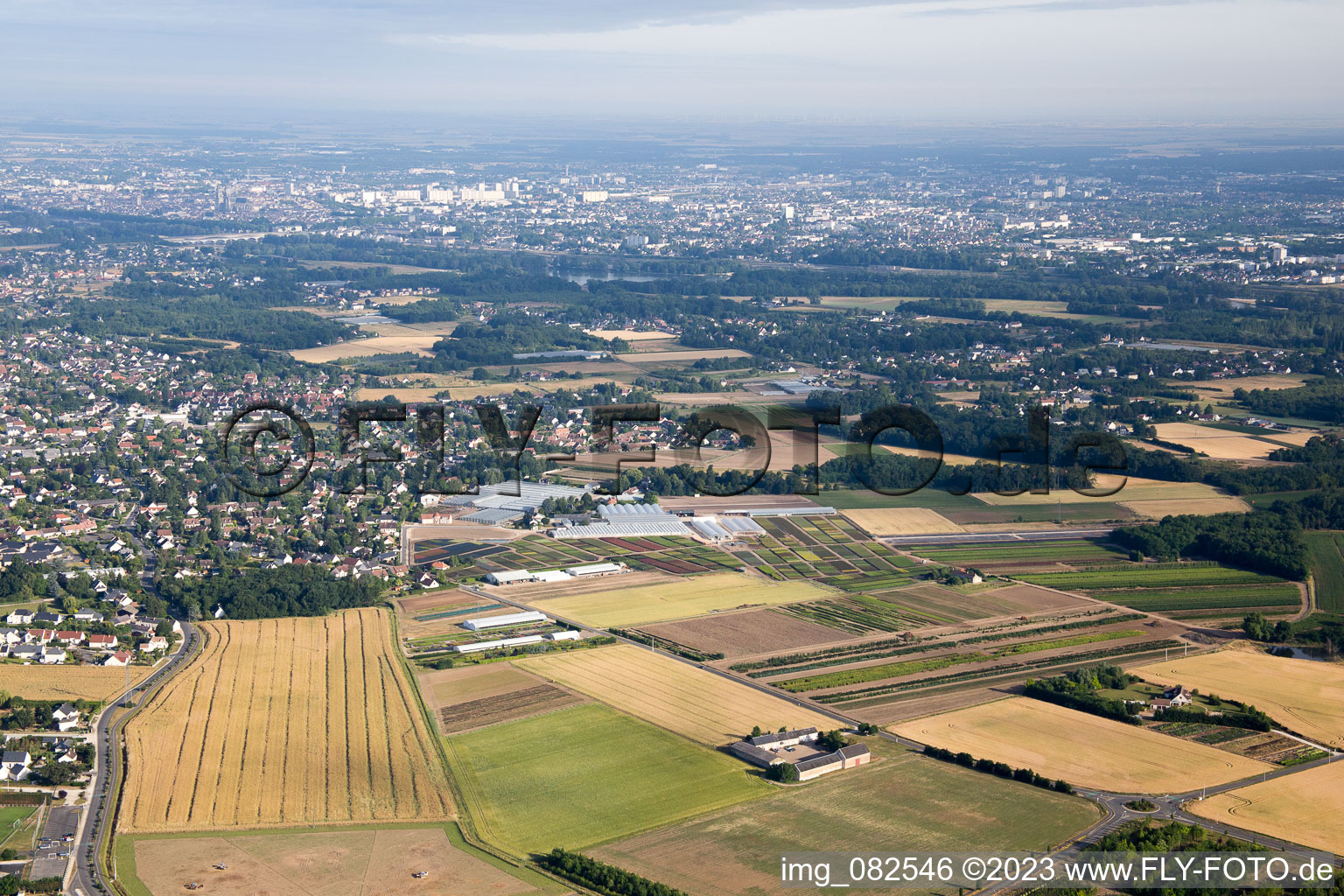 Luftbild von Saint-Denis-en-Val im Bundesland Loiret, Frankreich