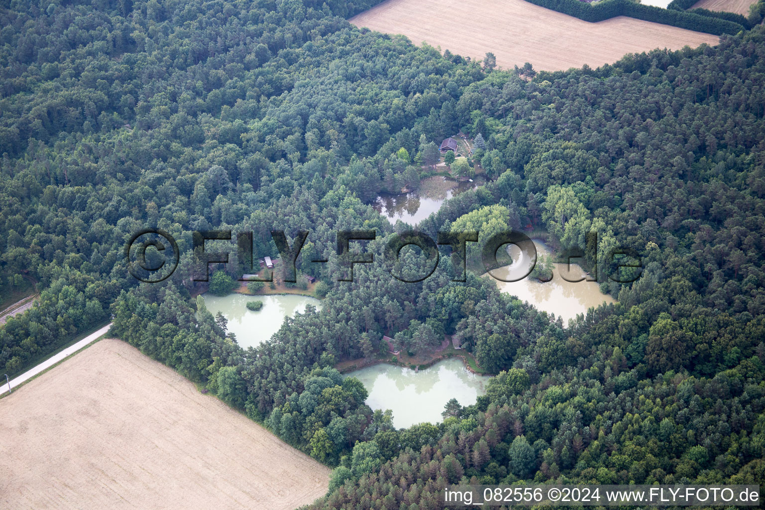 Luftbild von Vitry-aux-Loges im Bundesland Loiret, Frankreich