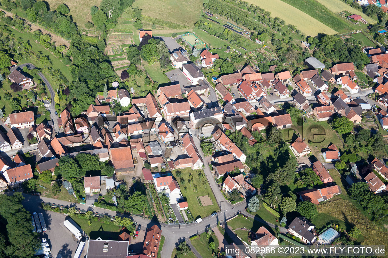 Cleebourg im Bundesland Bas-Rhin, Frankreich von oben gesehen