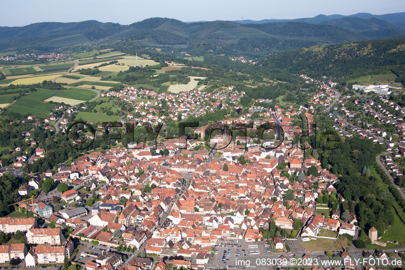 Drohnenaufname von Wissembourg im Bundesland Bas-Rhin, Frankreich