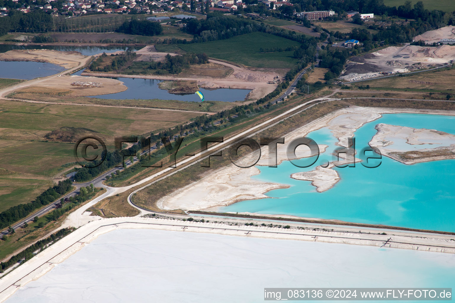 Luftaufnahme von Saline in Rosières-aux-Salines im Bundesland Meurthe-et-Moselle, Frankreich