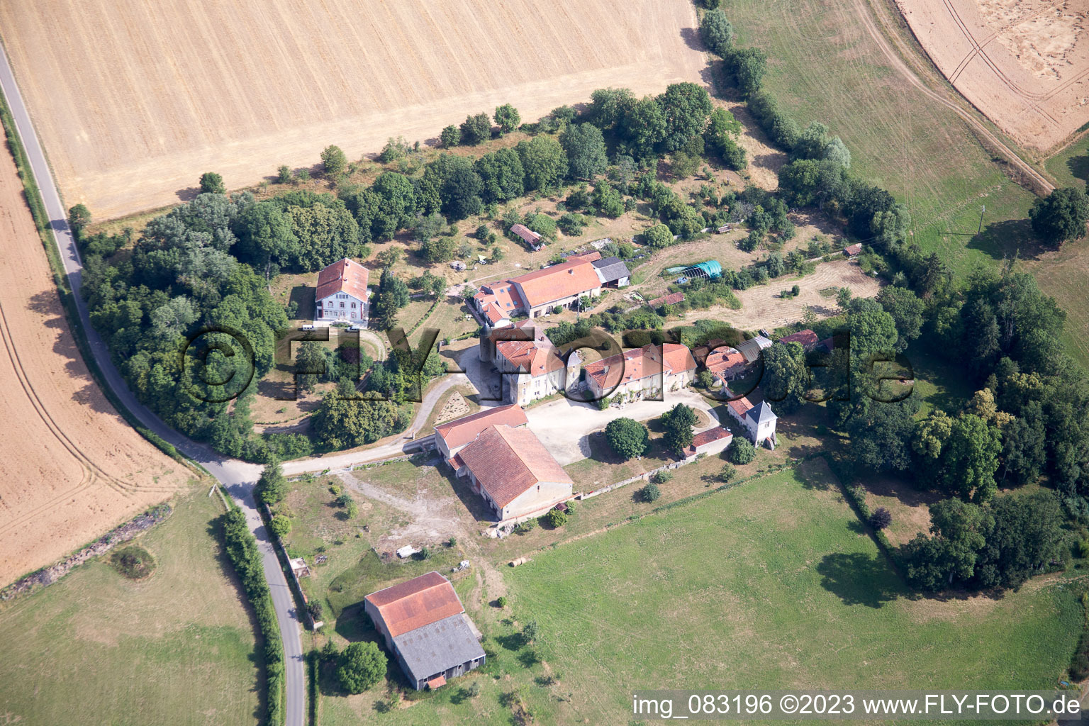 Luftaufnahme von Buissoncourt im Bundesland Meurthe-et-Moselle, Frankreich