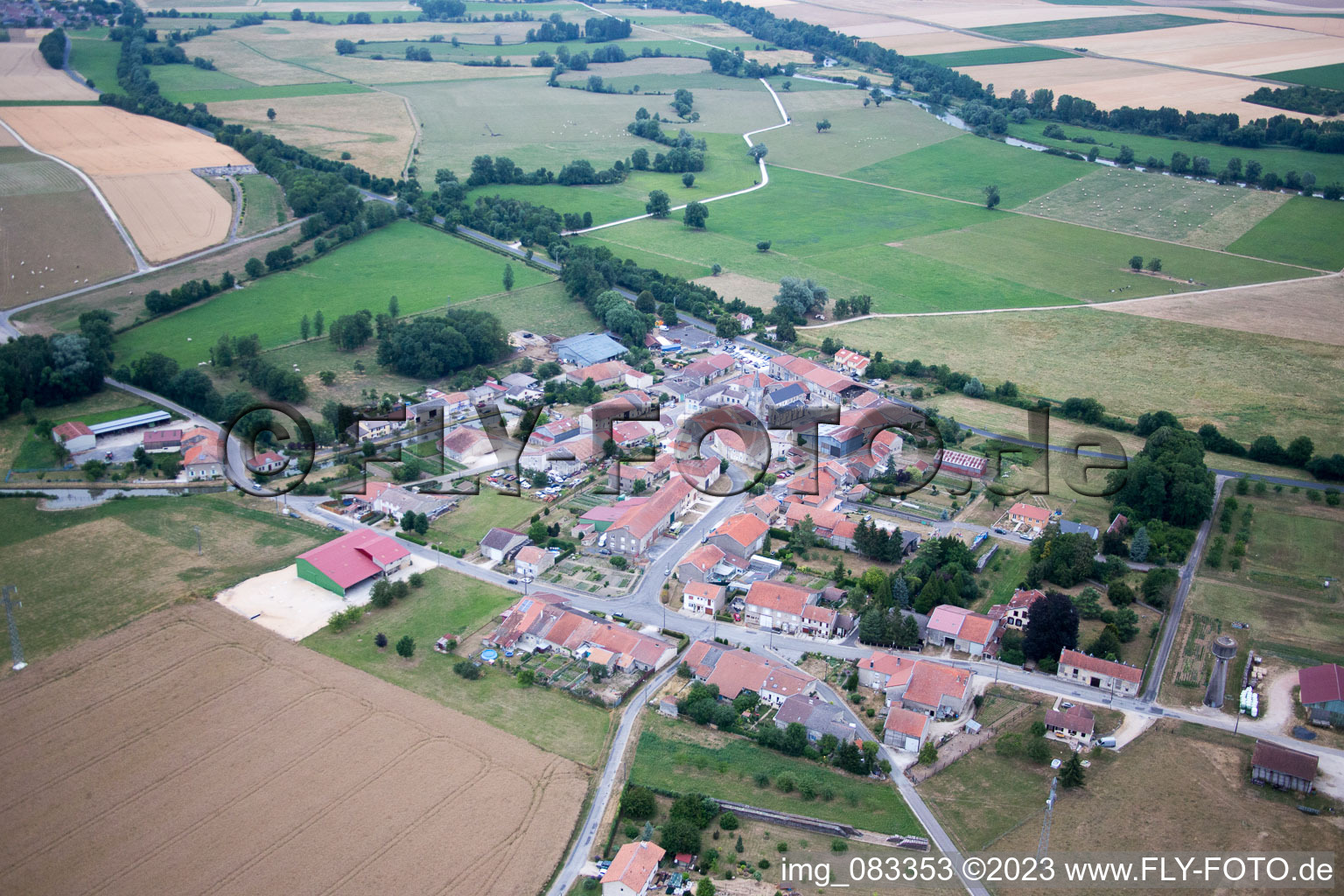 Luftaufnahme von Woimbey im Bundesland Meuse, Frankreich