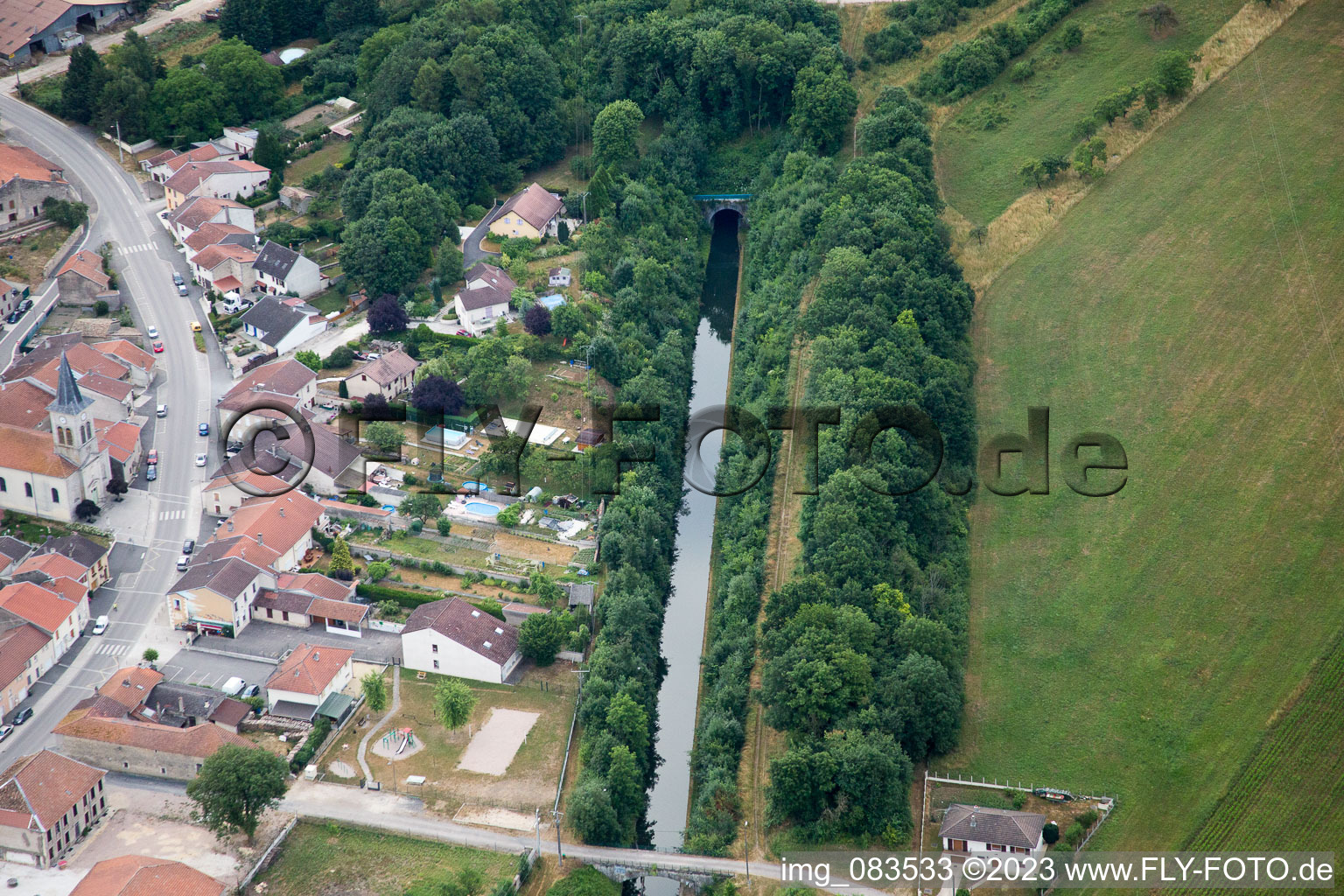 Luftaufnahme von Lay-Saint-Remy im Bundesland Meurthe-et-Moselle, Frankreich