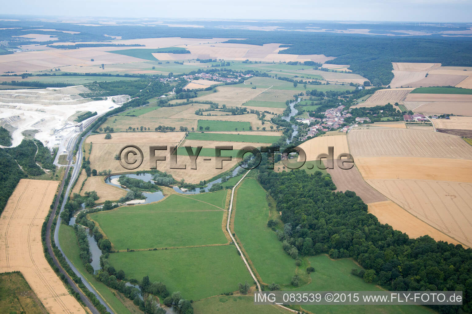 Pagny-sur-Meuse, Frankreich aus der Luft