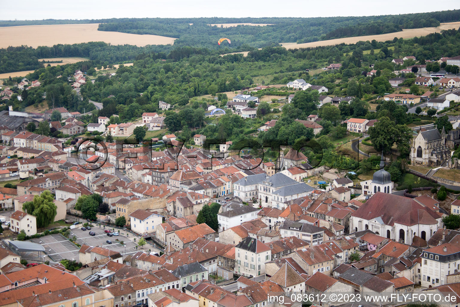 Schrägluftbild von Vaucouleurs im Bundesland Meuse, Frankreich