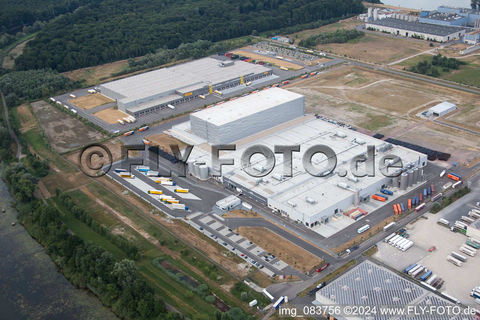 Drohnenaufname von Wörth am Rhein, Industriegebiet Oberwald im Bundesland Rheinland-Pfalz, Deutschland