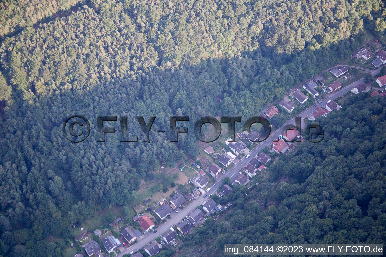 Luftaufnahme von Rinnthal im Bundesland Rheinland-Pfalz, Deutschland