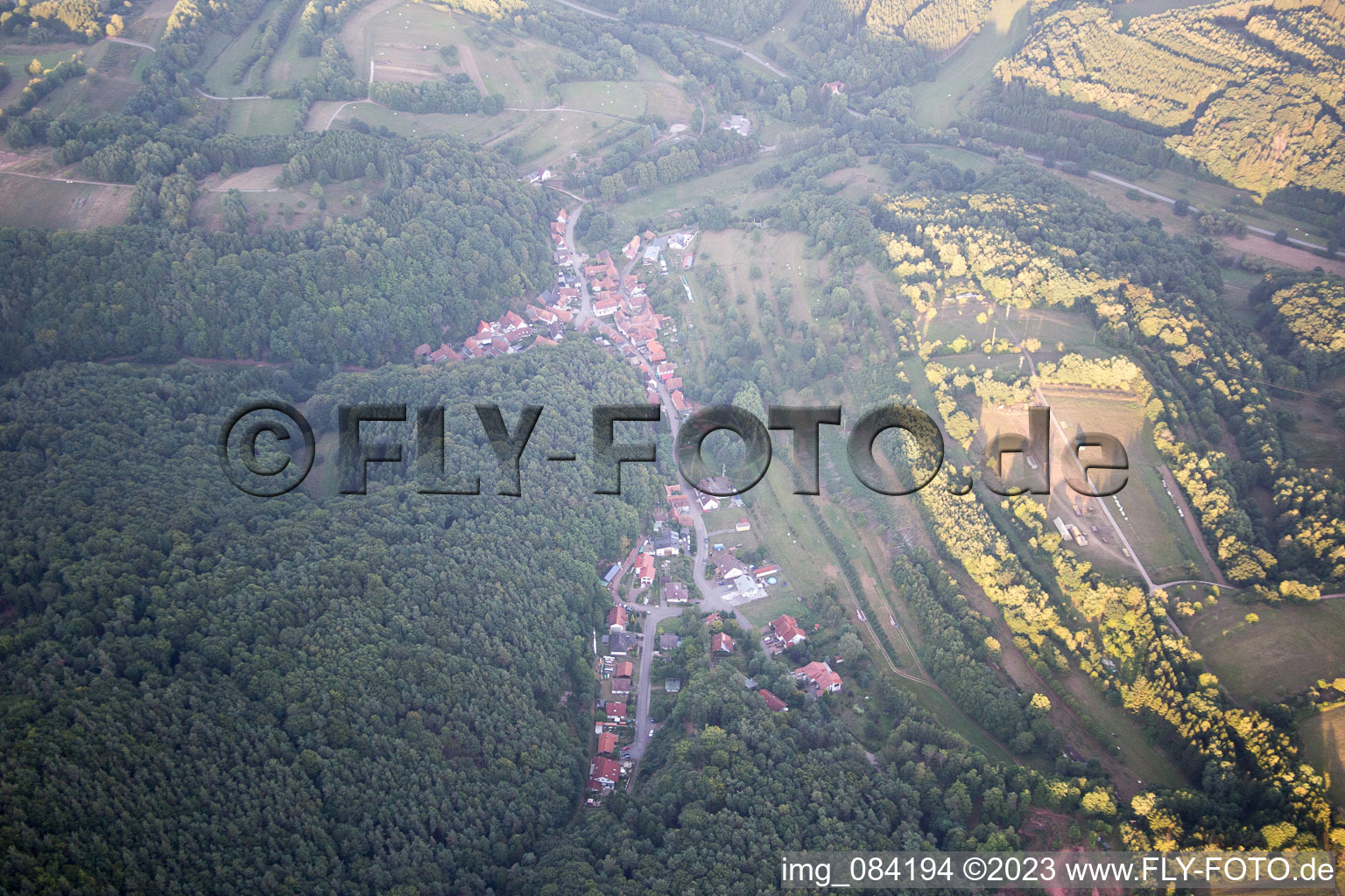 Luftaufnahme von Oberschlettenbach im Bundesland Rheinland-Pfalz, Deutschland