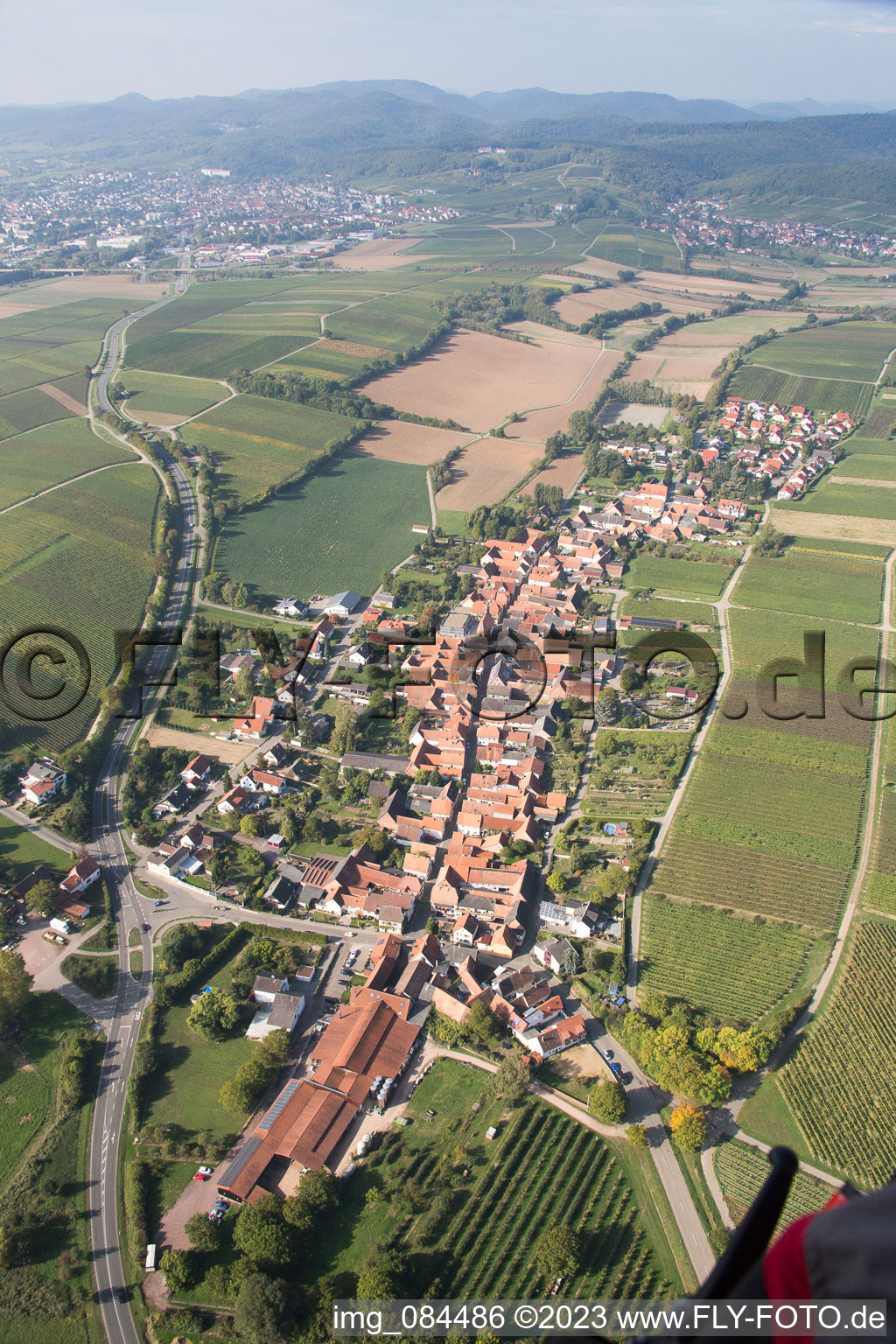 Luftaufnahme von Niederhorbach im Bundesland Rheinland-Pfalz, Deutschland